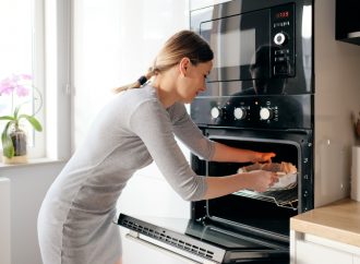 Nowoczesny piekarnik do Twojej kuchni – ciekawe funkcje