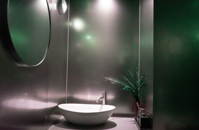 Smart oświetlenie w łazience – jak je rozplanować?