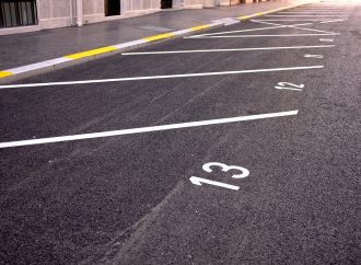 Jak buduje się parkingi dla samochodów?